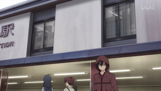 Charlotte第7話駅シーン