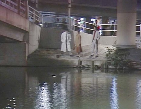 Evening walk on Benkei Bridge