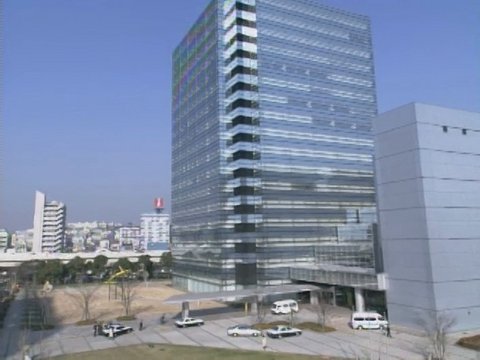 Aoshima arrives at Wangan Police Station