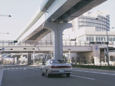 海辺の交差点追跡
