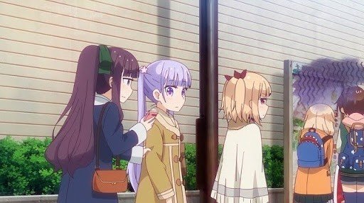 ビル前の通り