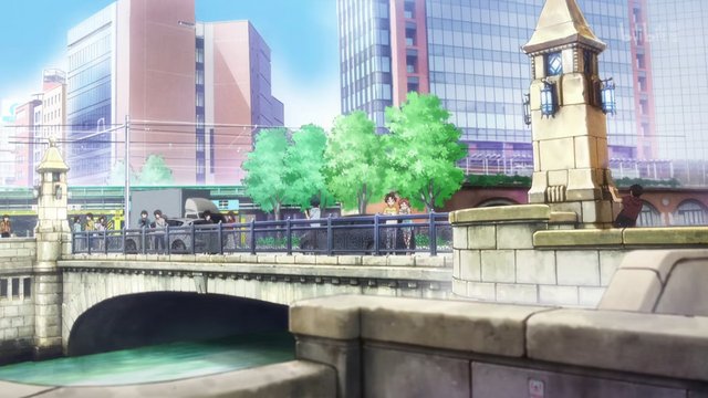 Conversation on Manseibashi Bridge