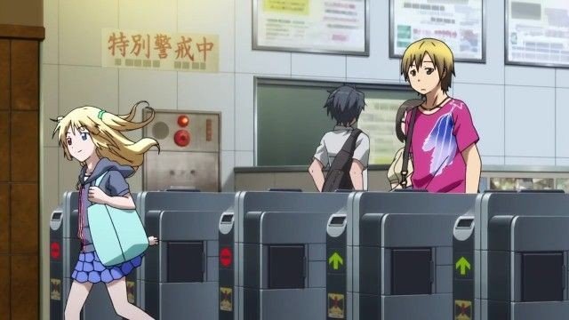 Daily gathering at the station ticket gate