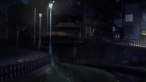 Walking together on Takasawa Bridge