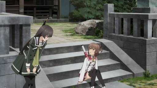 Kanami Eto meets Sayaka Itomi at the shrine
