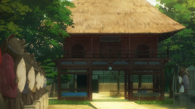 連立たぬき像の参道