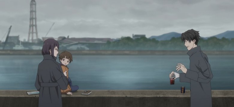 Meeting in front of the warehouse