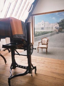 Lieutenant Tsurumi's Photo Studio Base