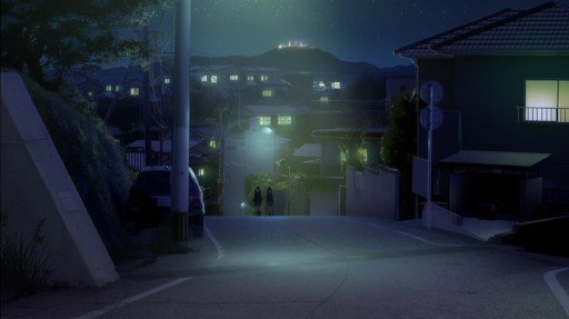 東門近くの坂道