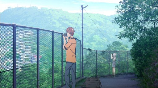 Where Hitomi and Sho Take Photos Through the Fence