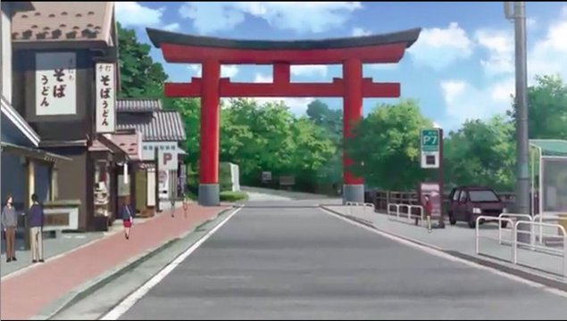 Iconic Torii Gate Along the Ekiden Course