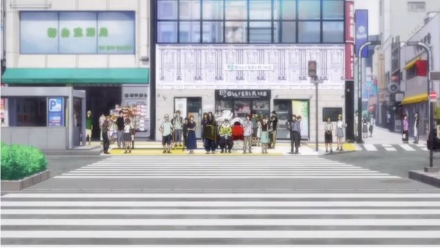 Street in front of a pharmacy