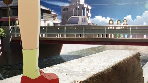 横跨河川的桥梁