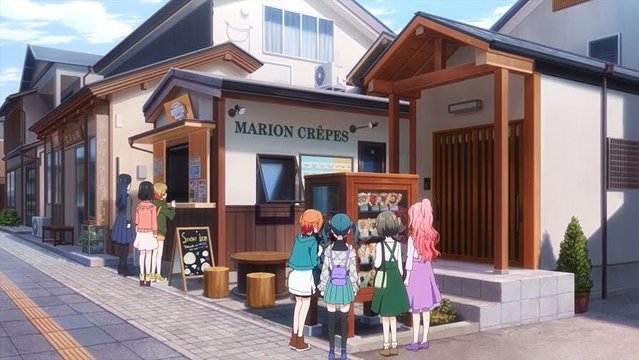 クレープ店での甘いひととき