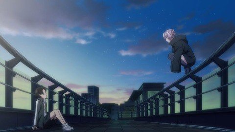 夜の歩道橋