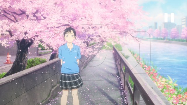 桜の季節の河岸遊歩道