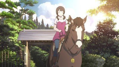 紗羽が馬に乗る
