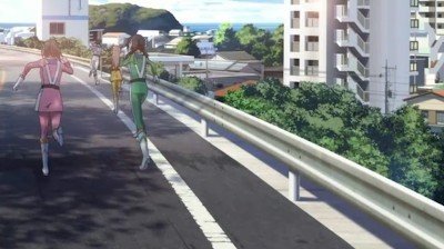 岩壁上的道路奔跑