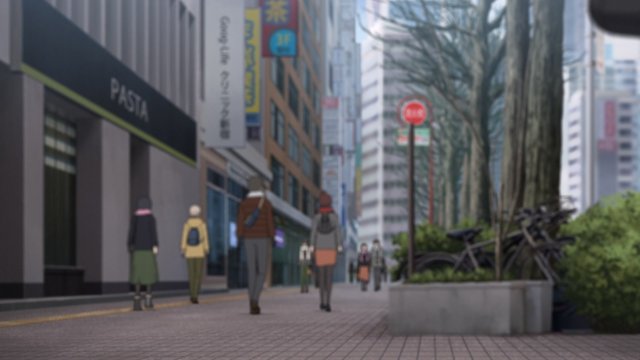 新宿南口的银行前
