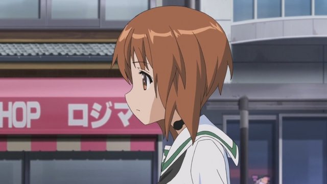 逃走路过的家电量贩店