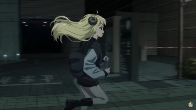 丸の内を走る