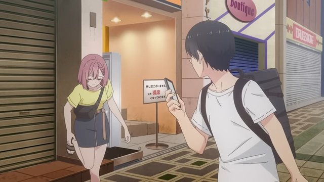 Chain manga café entrance