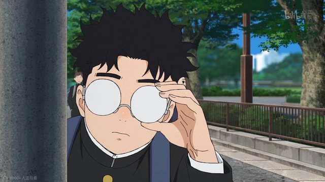 放課後の坂の曲がり角
