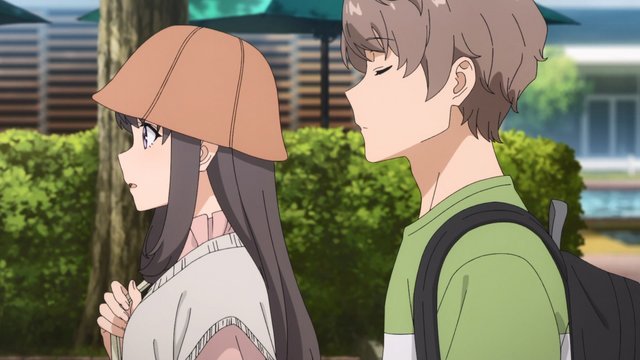 Christmas encounter at the ginkgo plaza