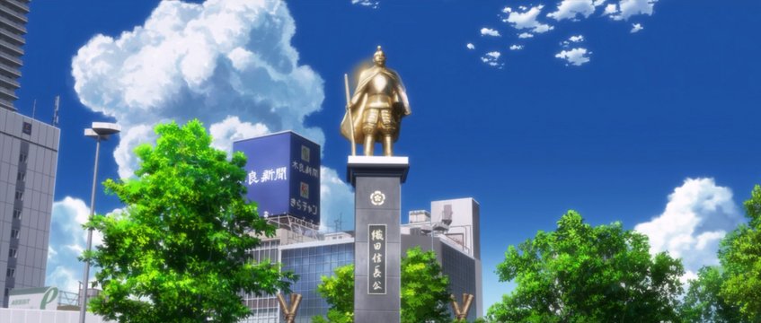 Encounter by the Golden Warrior Statue