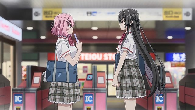 改札内のシーン
