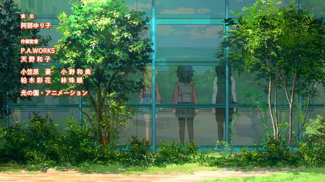 大学中庭での弁当タイム